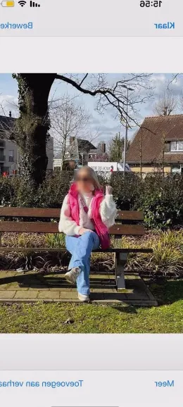 Evie, 26