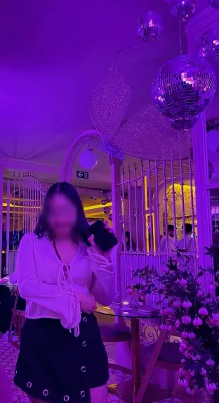 Isla, 31