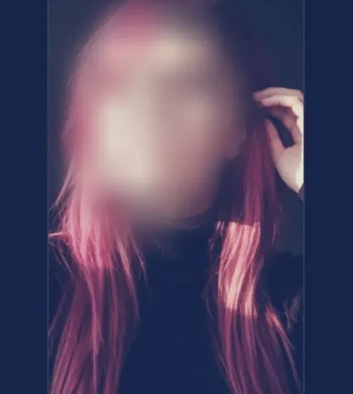 Isobel, 39