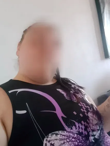 Megan, 33