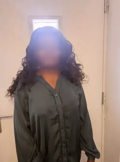 Megan, 33